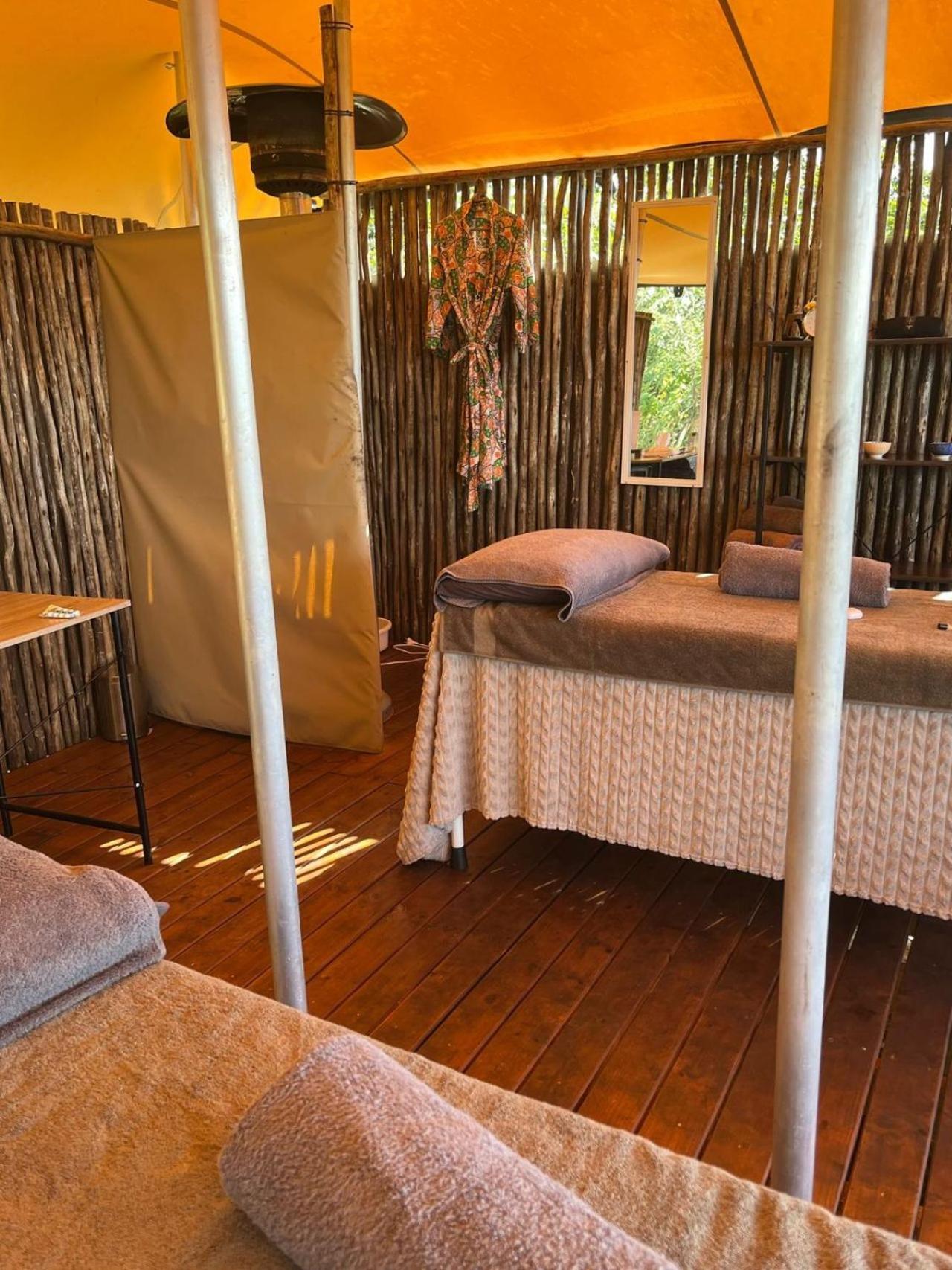 Ndhula Luxury Tented Lodge White River Kültér fotó