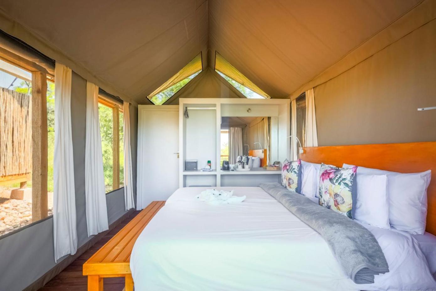 Ndhula Luxury Tented Lodge White River Kültér fotó